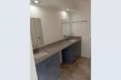 6922 Brabant Court, Houston, TX 77088 - Photo 15