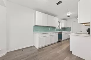 16235 La Terra Dr, Houston, TX 77083 - Photo 33