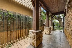 1518 W Clay St, Houston, TX 77019 - Photo 39