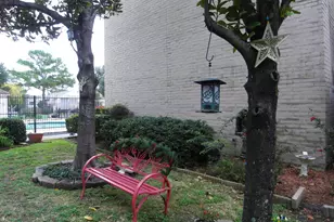 2011 Spenwick Dr, Houston, TX 77055 - Photo 23