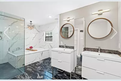 2108 Chimney Rock Road, Houston, TX 77056 - Photo 11