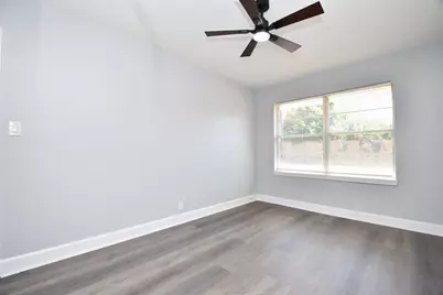 5429 De Lange Lane, Houston, TX 77092 - Photo 17