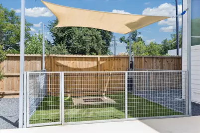 2959 Delafield Street, Houston, TX 77023 - Photo 17