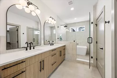 2959 Delafield Street, Houston, TX 77023 - Photo 11