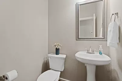 2546 Manor Valley Court, Missouri City, TX 77459 - Photo 21