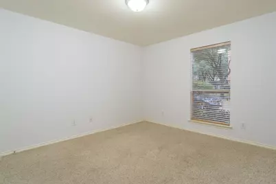 910 W Heights Hollow Lane, Houston, TX 77007 - Photo 15