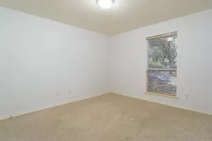 910 W Heights Hollow Ln, Houston, TX 77007 - Photo 15