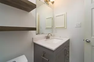 910 W Heights Hollow Ln, Houston, TX 77007 - Photo 11