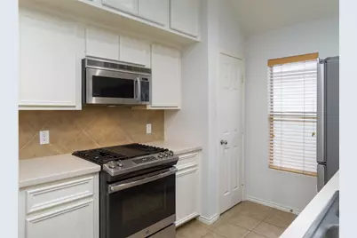 910 W Heights Hollow Lane, Houston, TX 77007 - Photo 7