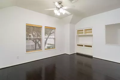 910 W Heights Hollow Lane, Houston, TX 77007 - Photo 5