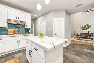 14215 Edinburgh Ct, Houston, TX 77077 - Photo 11