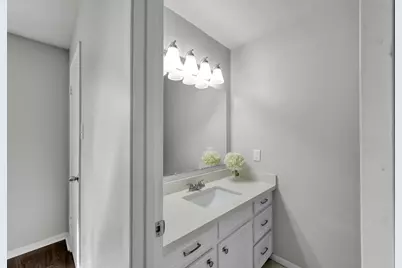 311 Harris Boulevard, Conroe, TX 77301 - Photo 21