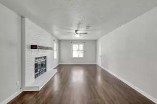 311 Harris Blvd, Conroe, TX 77301 - Photo 7