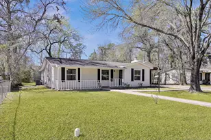 311 Harris Blvd, Conroe, TX 77301 - Photo 1