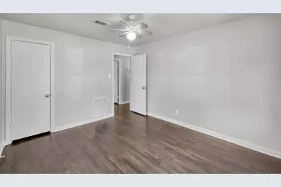 311 Harris Boulevard, Conroe, TX 77301 - Photo 27