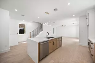 1424 W 23rd St, Houston, TX 77008 - Photo 19