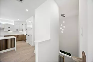 1424 W 23rd St, Houston, TX 77008 - Photo 15