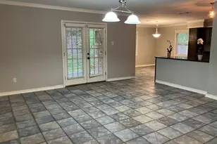 111 Shadylyn Dr, Conroe, TX 77304 - Photo 5