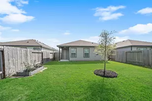 10527 Red Orchid Dr, Houston, TX 77016 - Photo 23