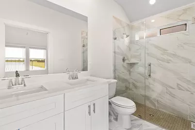 6643 Escondido Dr, Rosharon, TX 77583 - Photo 11