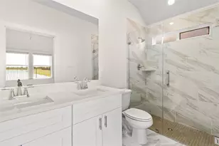 6643 Escondido Dr, Rosharon, TX 77583 - Photo 11
