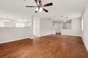 817 Dragonfly Dr, Conroe, TX 77301 - Photo 5