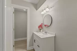 9323 Braes Bayou Dr, Houston, TX 77074 - Photo 29