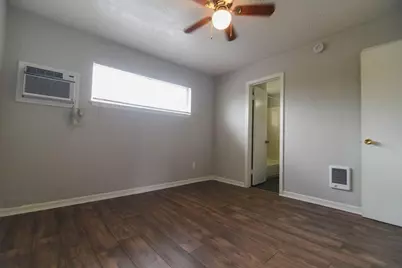 311 Campbell Avenue #5, Pasadena, TX 77502 - Photo 5