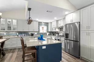 2551 Buffalo Trail, Sugar Land, TX 77479 - Photo 7