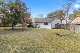 2551 Buffalo Trail, Sugar Land, TX 77479 - Photo 21