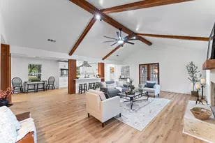 303 W Rollingwood St, Pinehurst, TX 77362 - Photo 11