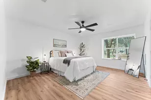 303 W Rollingwood St, Pinehurst, TX 77362 - Photo 17