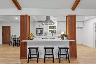 303 W Rollingwood St, Pinehurst, TX 77362 - Photo 9