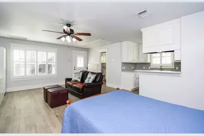 1349 Heights Boulevard #B, Houston, TX 77008 - Photo 11