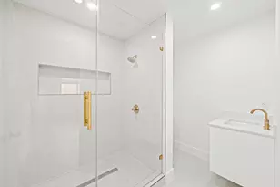5411 Yarwell Dr, Houston, TX 77096 - Photo 17
