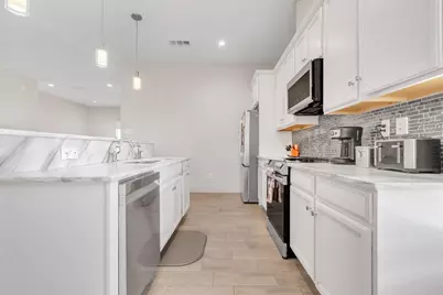 757 Canyon Bend, Canyon Lake, TX 78133 - Photo 9