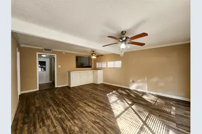 1013 14th Avenue N, Texas City, TX 77590 - Photo 5