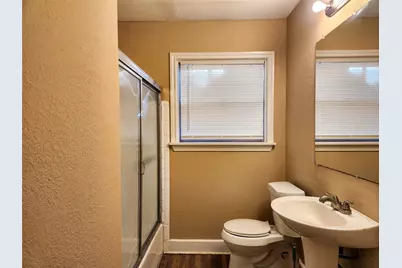 1013 14th Avenue N, Texas City, TX 77590 - Photo 7