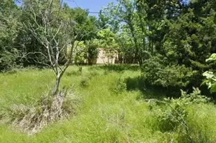 543 Center St, Buffalo, TX 75831 - Photo 1