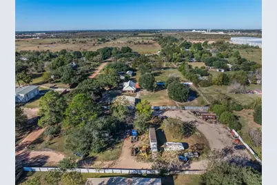 29202 Pueblo Street, Waller, TX 77484 - Photo 35