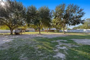 29202 Pueblo St, Waller, TX 77484 - Photo 17