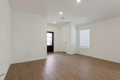1950 Barrett Gables Drive, Crosby, TX 77532 - Photo 5