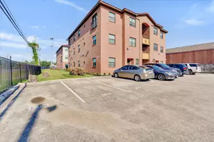 10102 Neuens Rd, Houston, TX 77080 - Photo 3