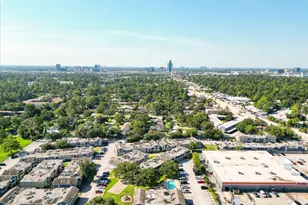 10102 Neuens Rd, Houston, TX 77080 - Photo 23