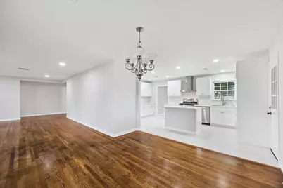 10009 Lazy Oaks Street, Houston, TX 77080 - Photo 3