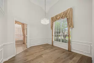5807 Bayberry Way, Sugar Land, TX 77479 - Photo 5