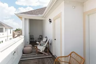 1139 W 15th 1/2 St, Houston, TX 77008 - Photo 25