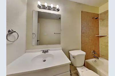 8502 Avington Road, La Porte, TX 77571 - Photo 15