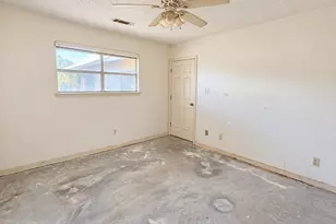 1510 24th St, Galveston, TX 77550 - Photo 5