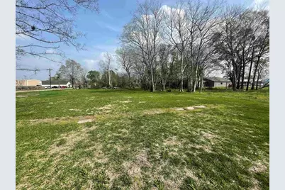 236 Oakland Street, Beaumont, TX 77701 - Photo 3